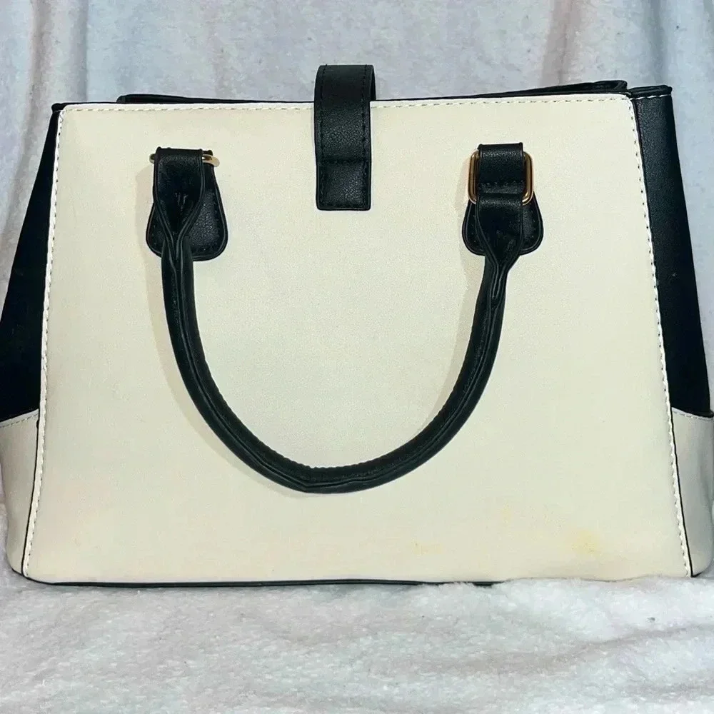 Hand bag - Picture 5 of 6